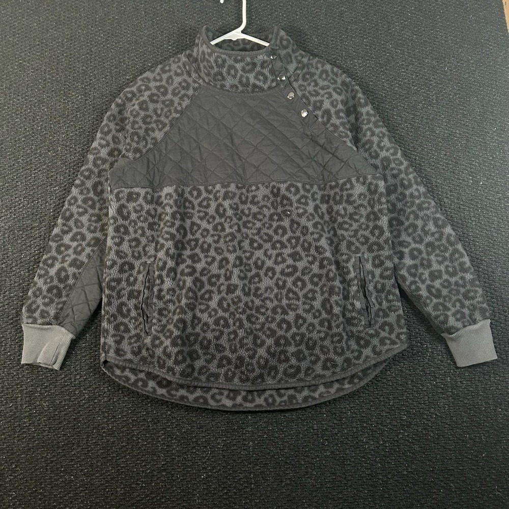 Abercrombie & Fitch Womens XL Gray Leopard Fleece‎ Snap Neck Pullover M78